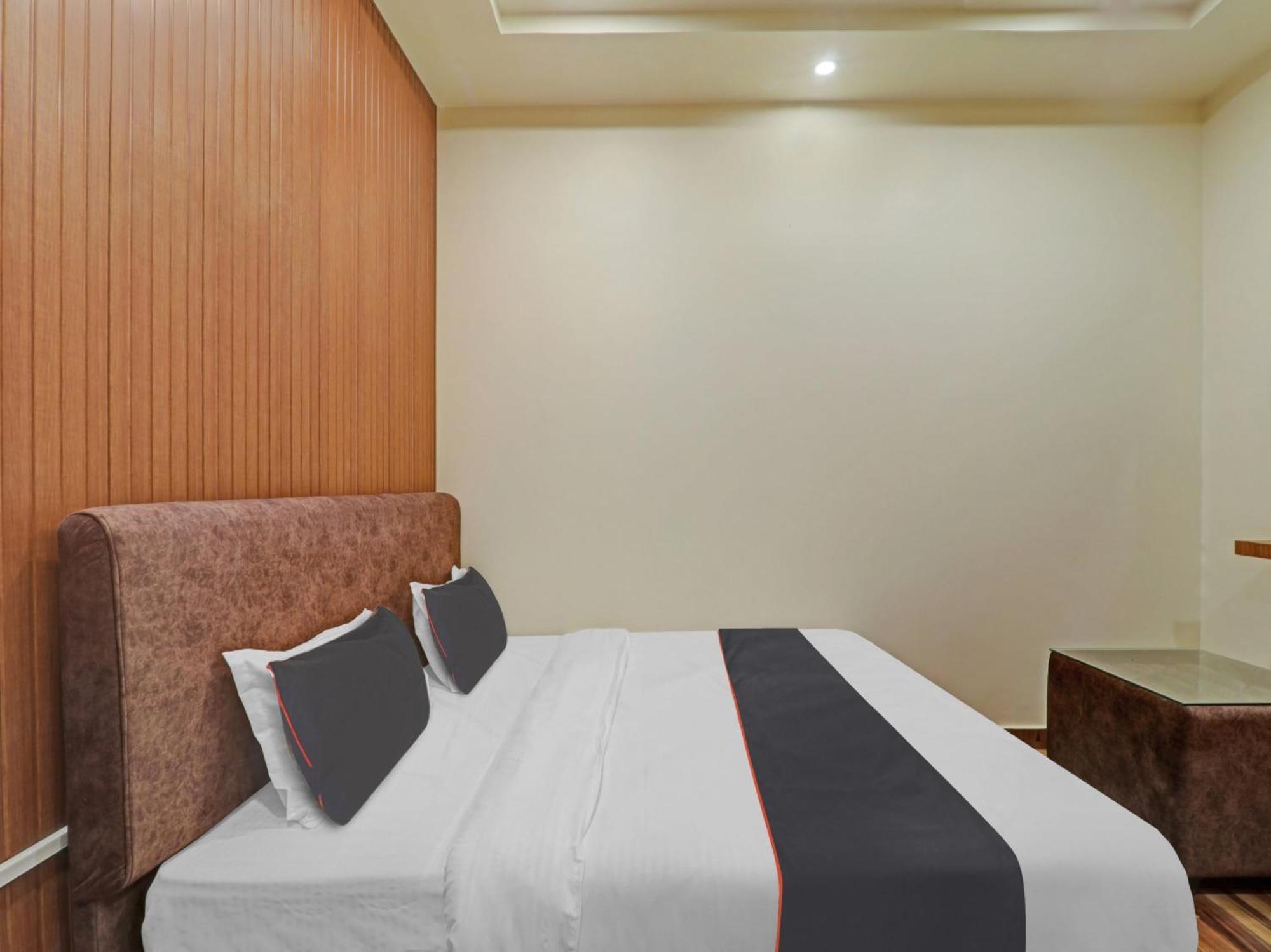Hotel O The Ashiyana Inn Lucknow Exterior foto